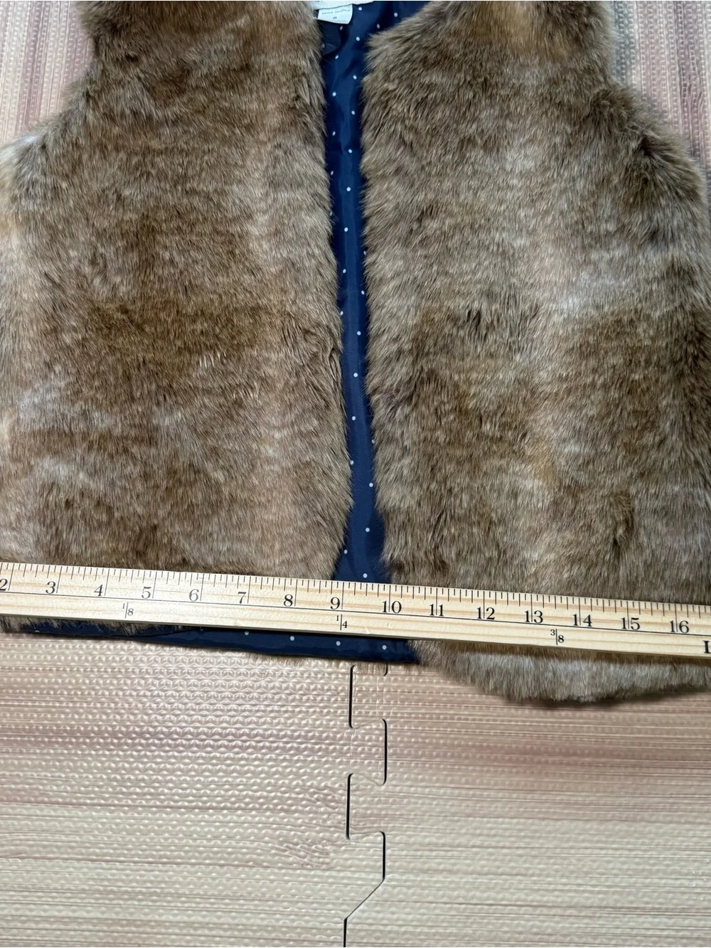 OshKosh B’gosh Girls Size 8 Brown Faux Fur Vest Sleeveless Fall Winter